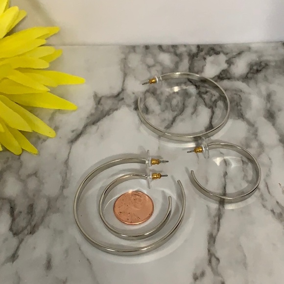 Hoop Earring Set - Picture 2 of 3